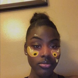 Meet your Posher, Jayda